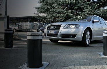 automatic-bollards